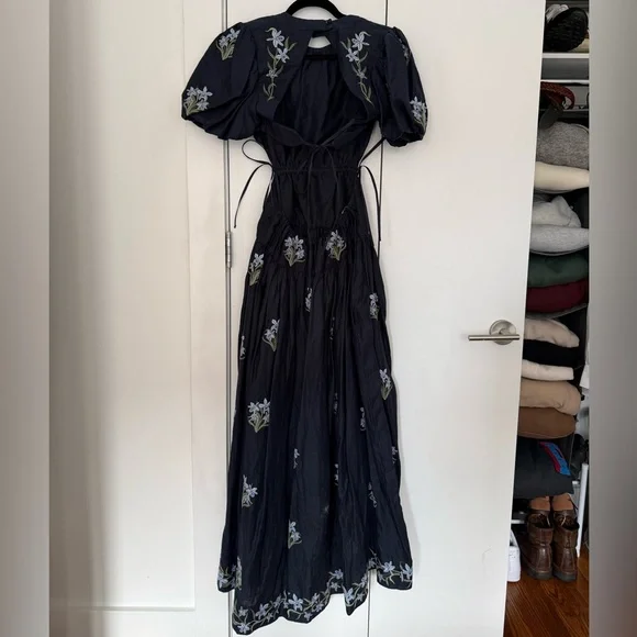 AGUA BY AGUA BENDITA Embroidered Samba Maxi Linen Dress in Navy - Picture 4 of 7